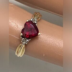 10k Yellow Gold Lab Grown Ruby and Diamond Ring Sz 4.5